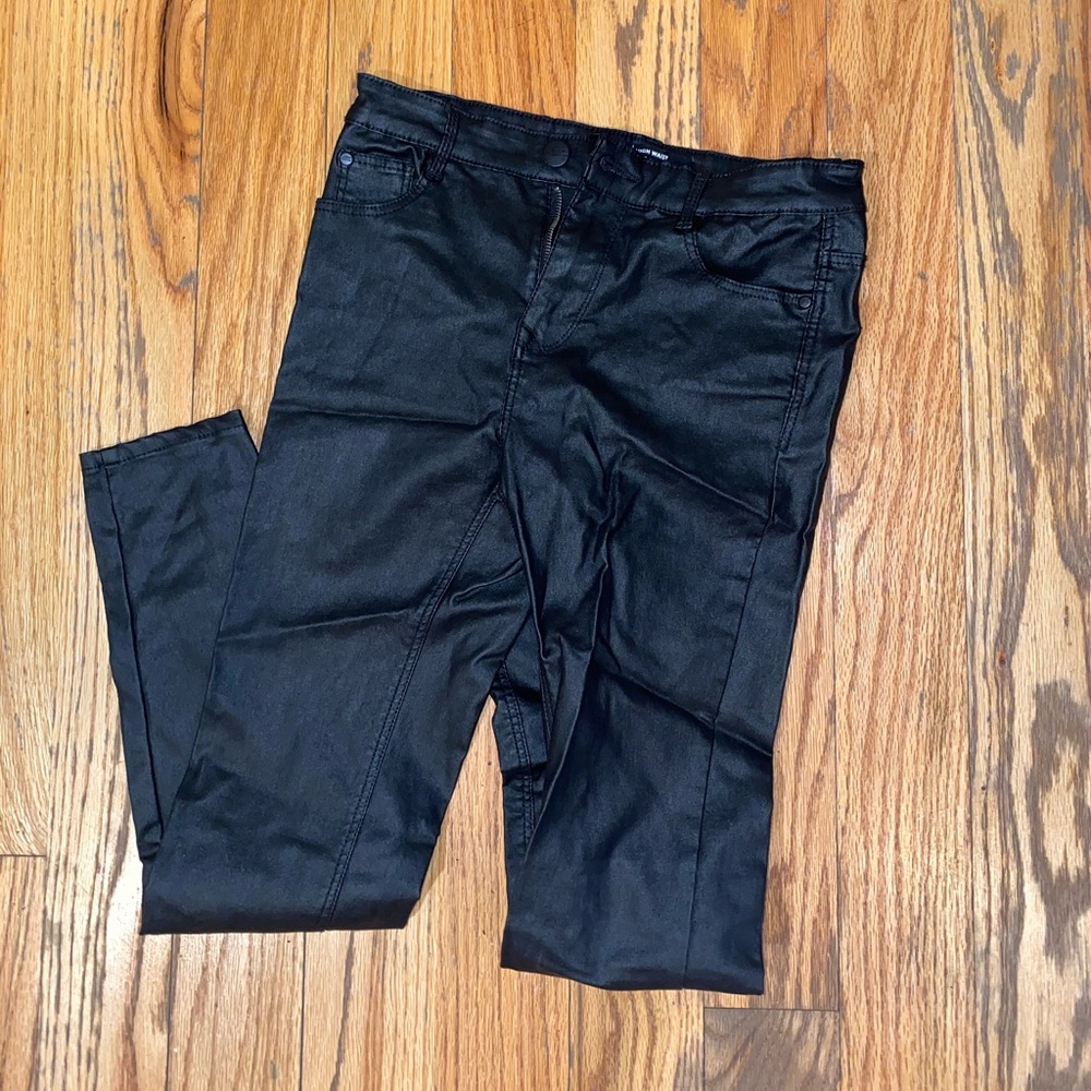 Stretchy pants